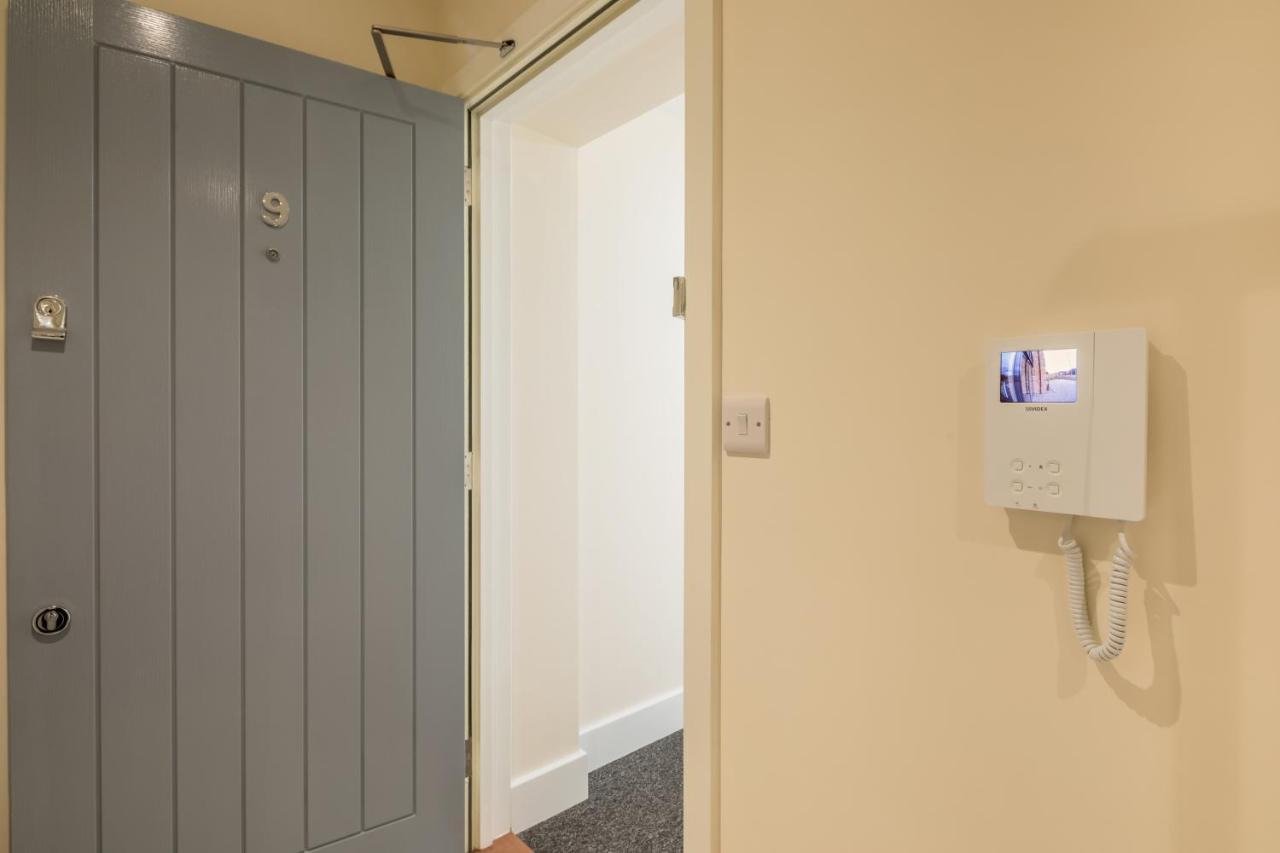 Pass The Keys Flat 9 Lovell Lodge - Modern Studio Near Science Park Cambridge  Exterior photo